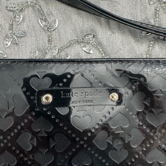 Kate spade ♠️ perfect condition crossbody. - Picture 2 of 3